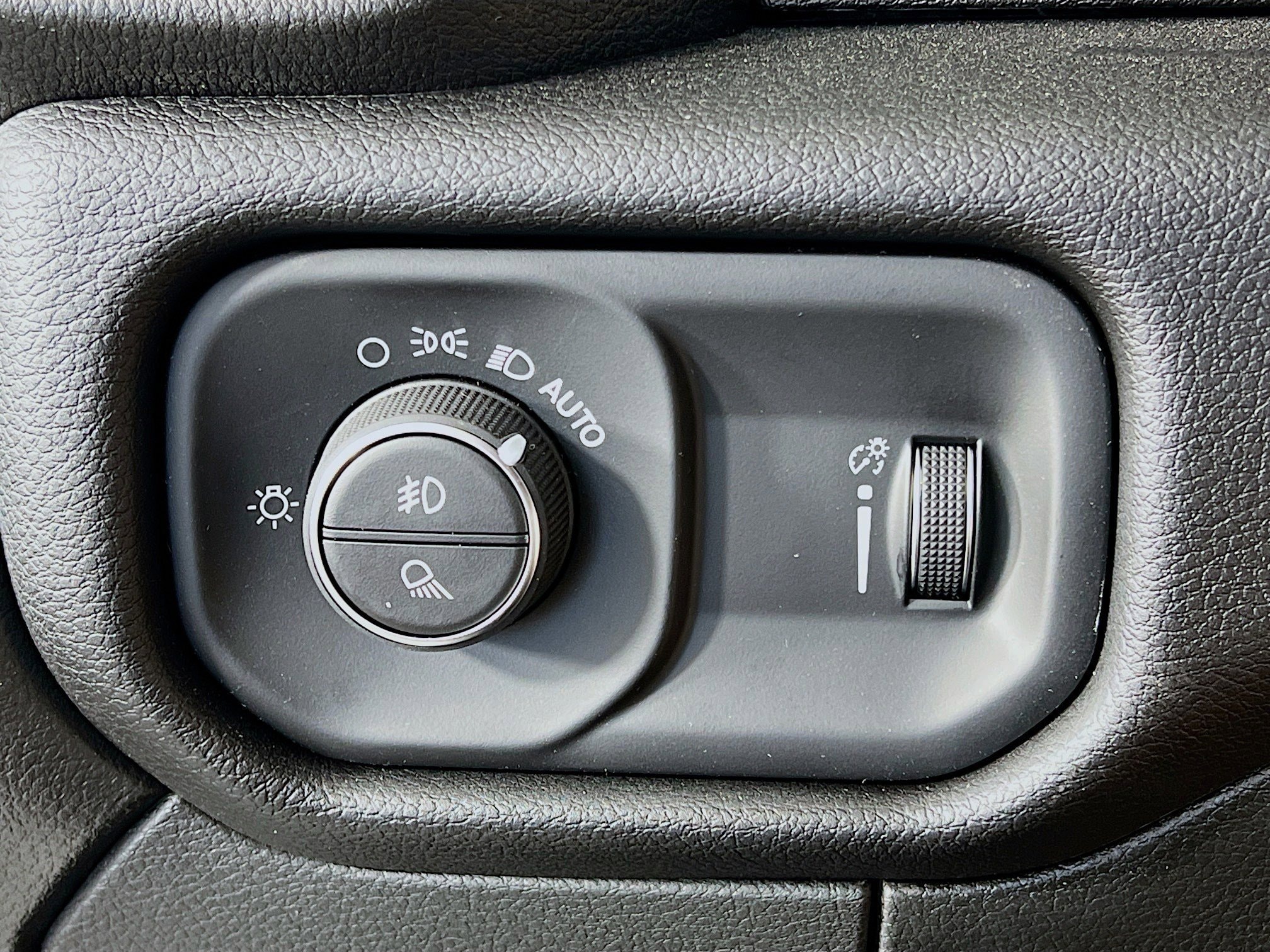 2026 RAM 2500 Big Horn - Photo 14