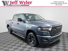 New 2026 Ram 1500 BIG HORN CREW CAB 4X4 5'7 BOX Pickup Cincinnati