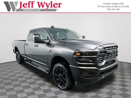 2025 Ram 2500 BIG HORN CREW CAB 4X4 8' BOX Pickup