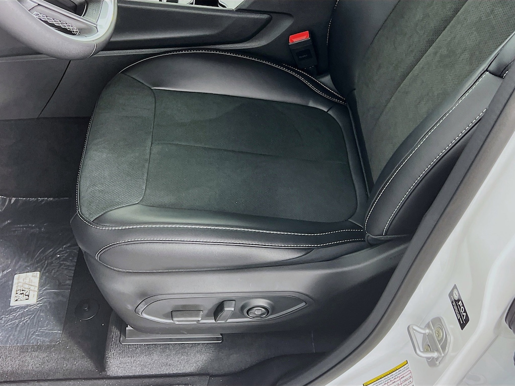 New 2025 Jeep Grand Cherokee ALTITUDE X 4X4 Sport Utility