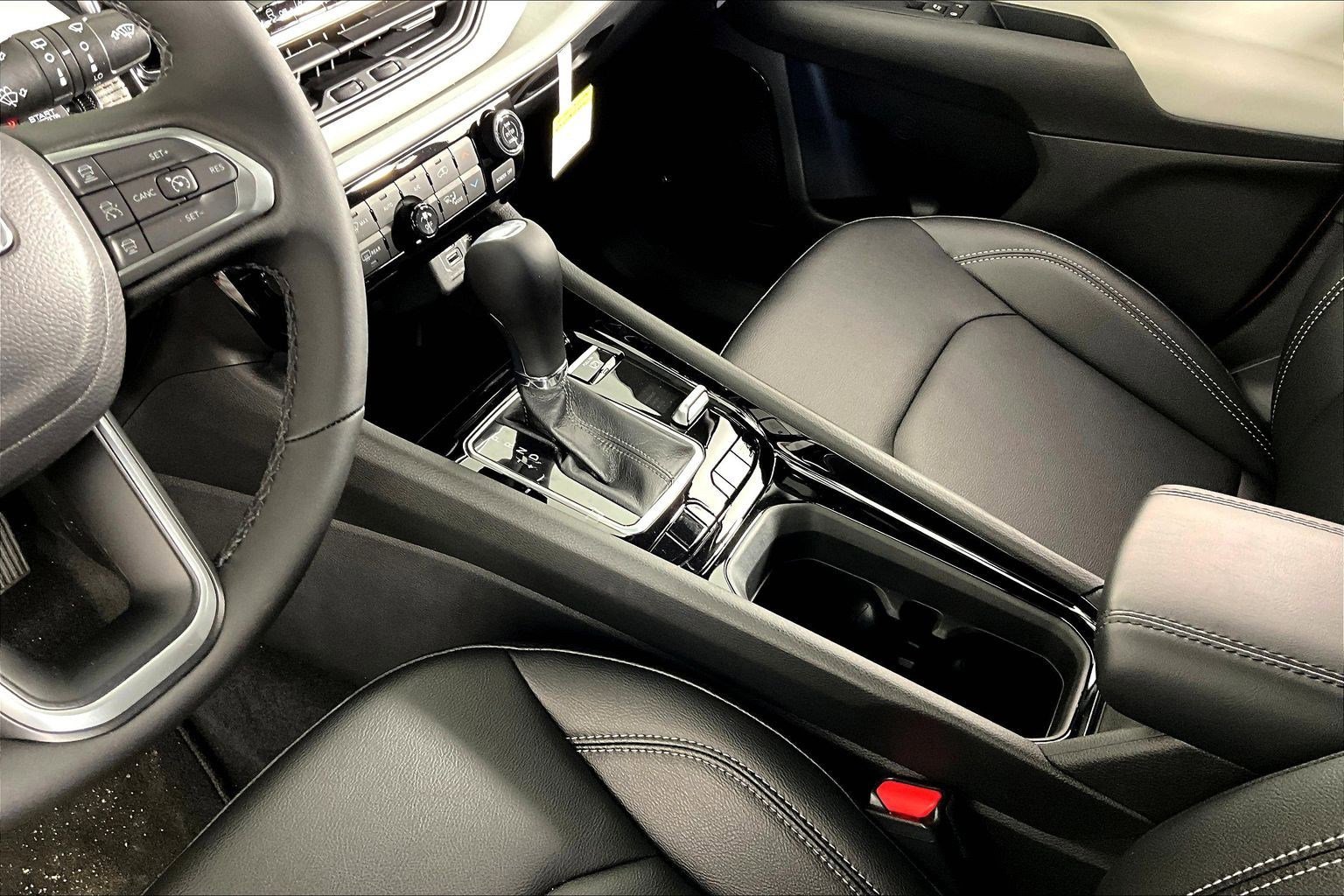 2026 Jeep Compass Limited - Photo 12