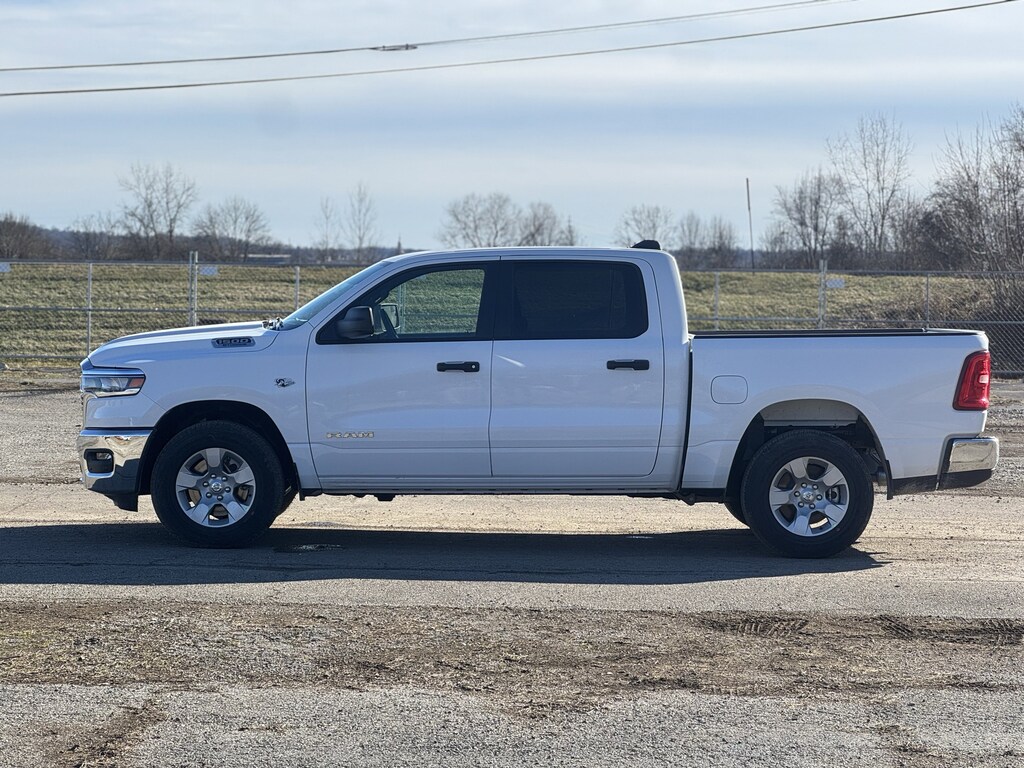 New 2026 Ram 1500 BIG HORN CREW CAB 4X4 5'7 BOX Pickup