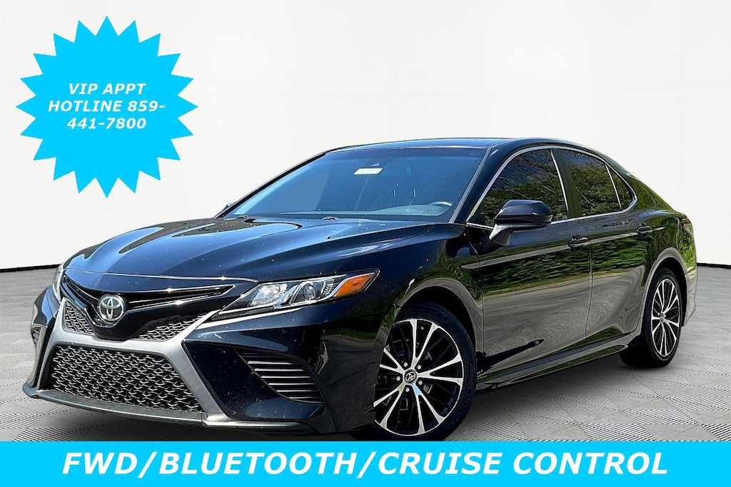 Used 2019 Toyota Camry SE Auto Sedan