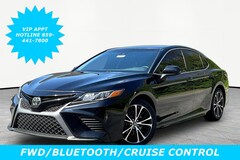 2019 Toyota Camry SE Auto Sedan