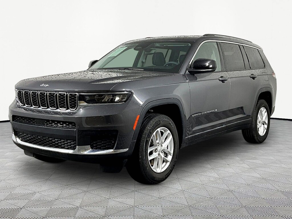 Used 2023 Jeep Grand Cherokee L Laredo 4x4 SUV