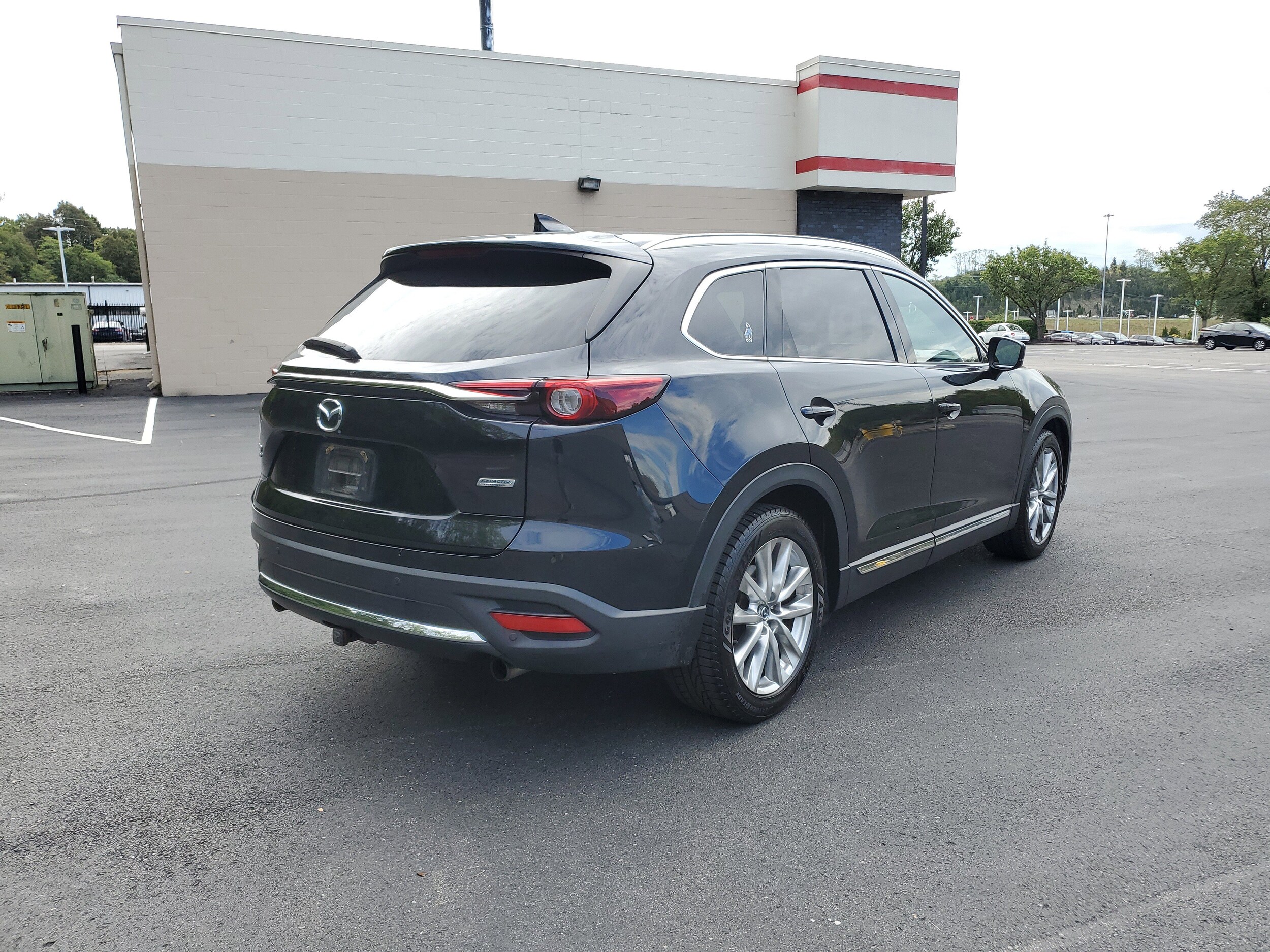 2016 Mazda CX-9 Grand Touring photo 4