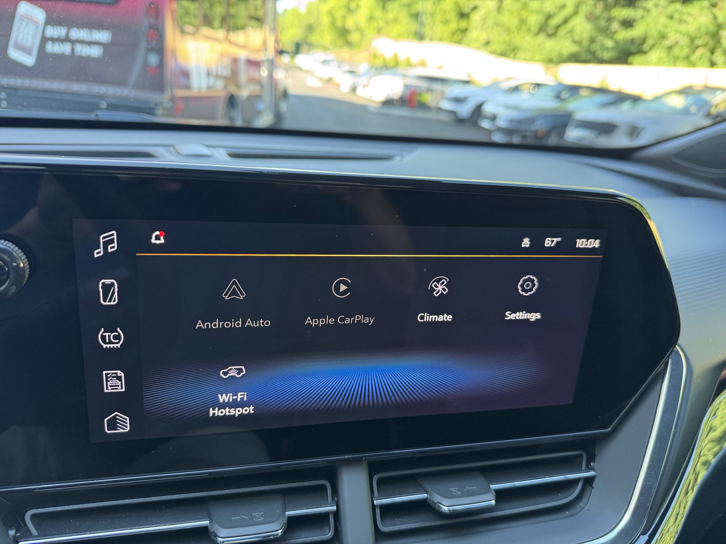 2025 Chevrolet Trax photo 3