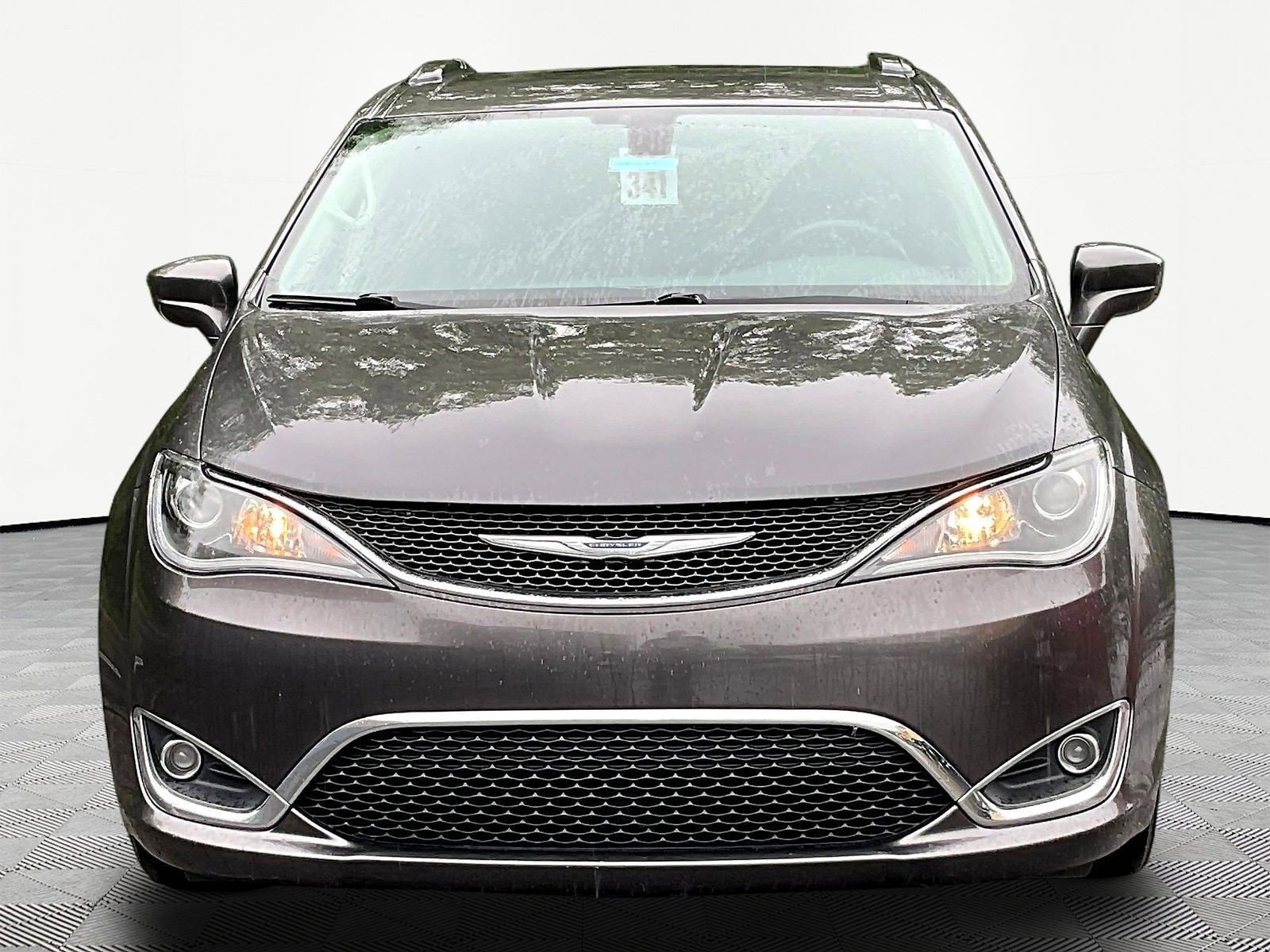 Used 2017 Chrysler Pacifica Touring-L with VIN 2C4RC1BG8HR503470 for sale in Fort Thomas, KY