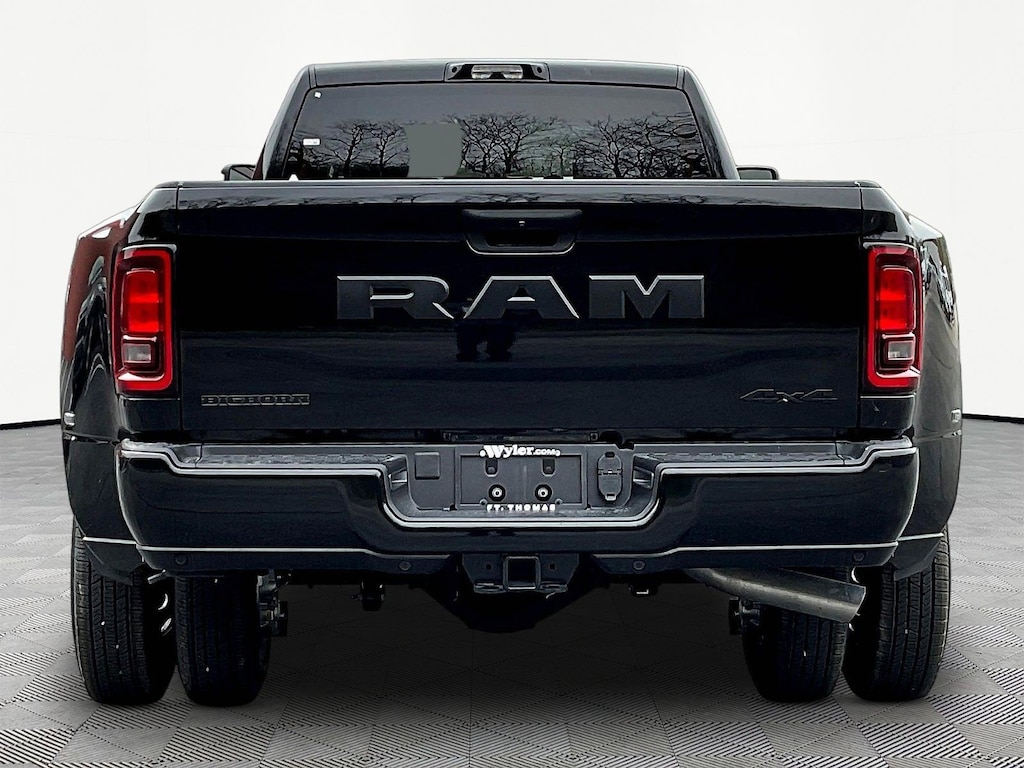 New 2026 Ram 3500 BIG HORN CREW CAB 4X4 8' BOX Pickup