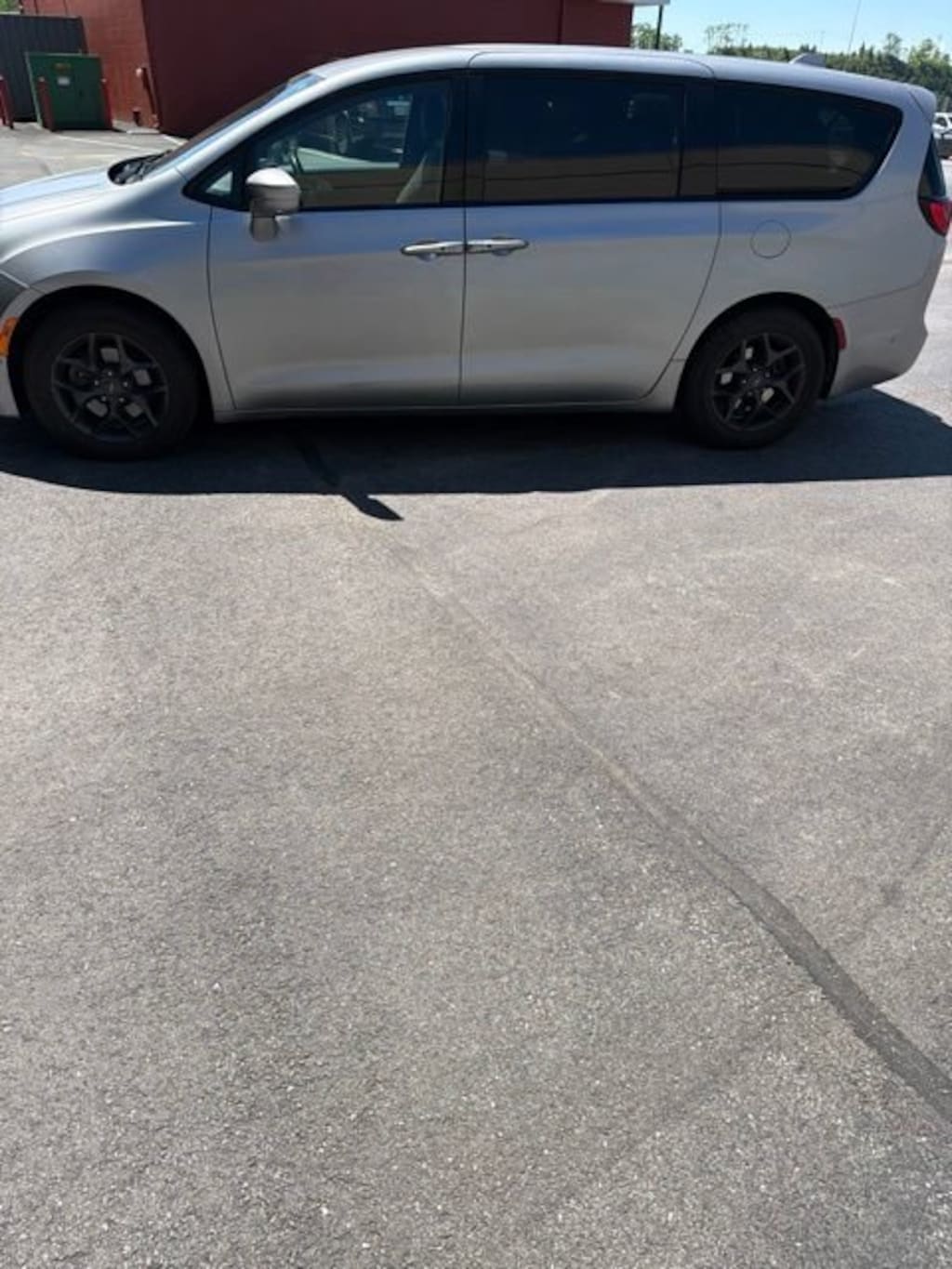 Used 2019 Chrysler Pacifica Touring Plus FWD Van Passenger Van