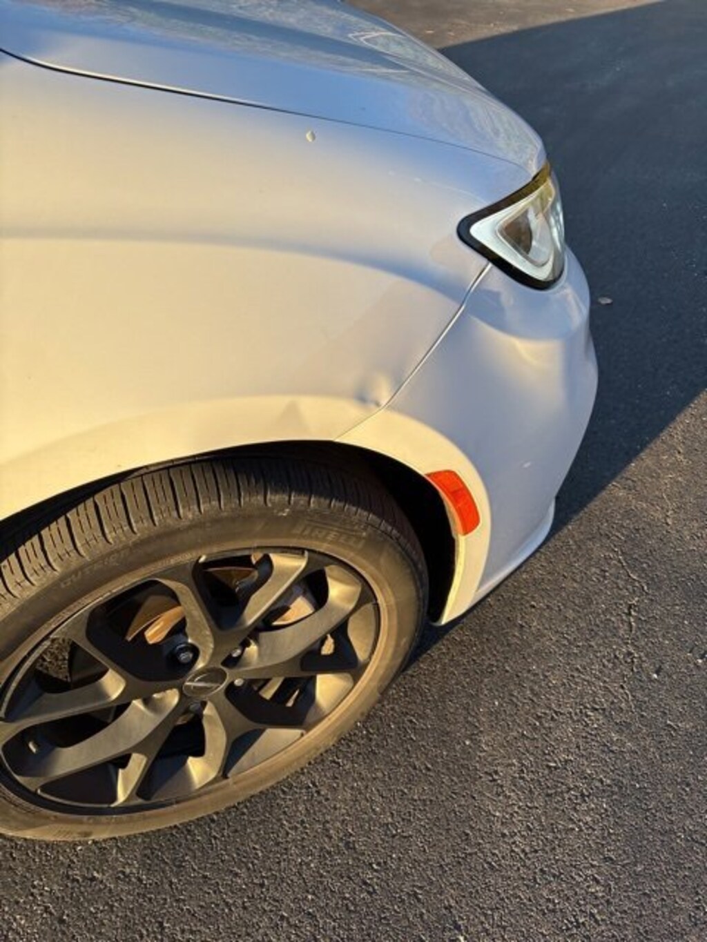 Used 2023 Chrysler Pacifica Limited AWD Van Passenger Van