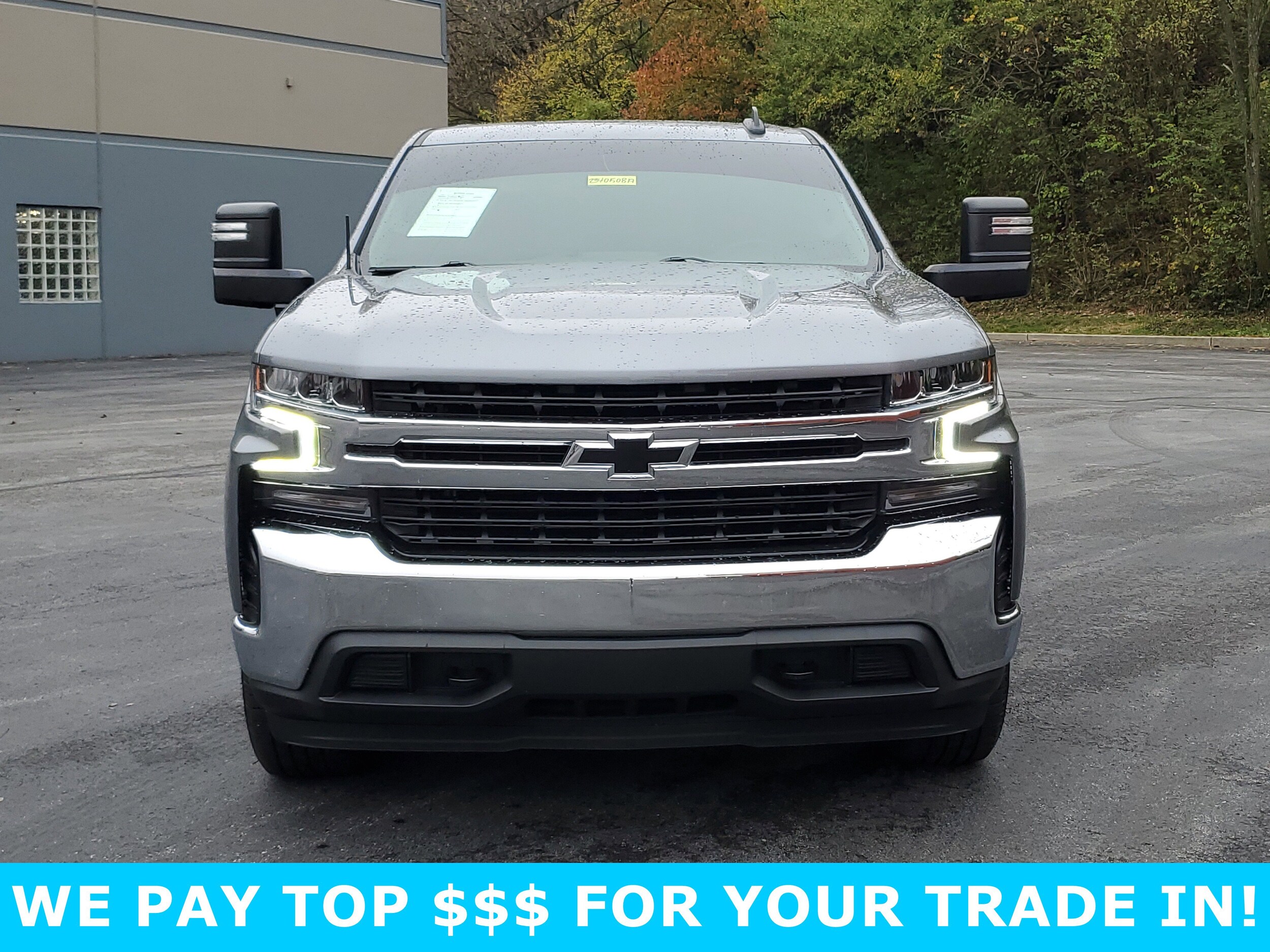 2022 Chevrolet Silverado 1500 photo 2