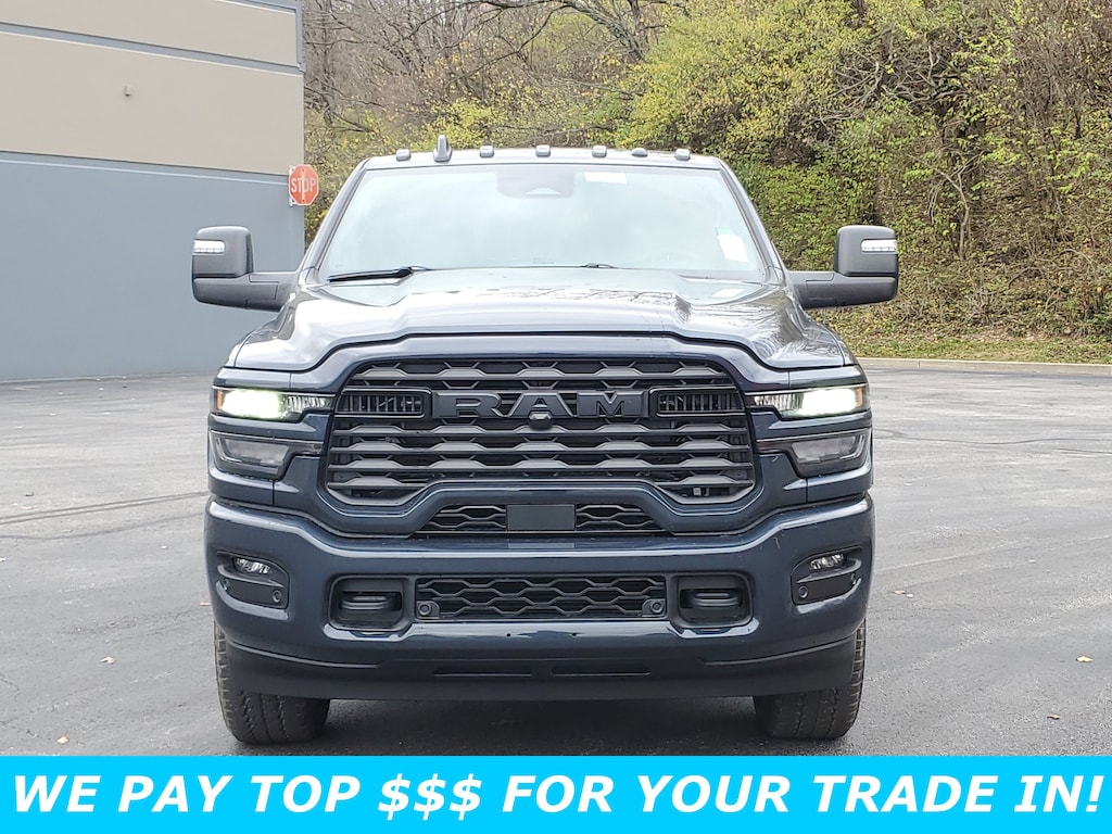 New 2026 Ram 2500 BIG HORN CREW CAB 4X4 8' BOX Pickup