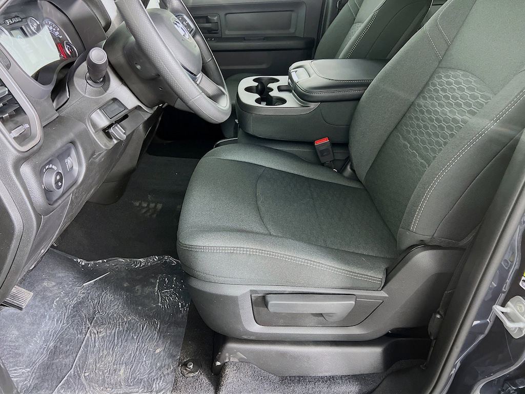 New 2026 Ram 2500 TRADESMAN CREW CAB 4X4 8' BOX Pickup