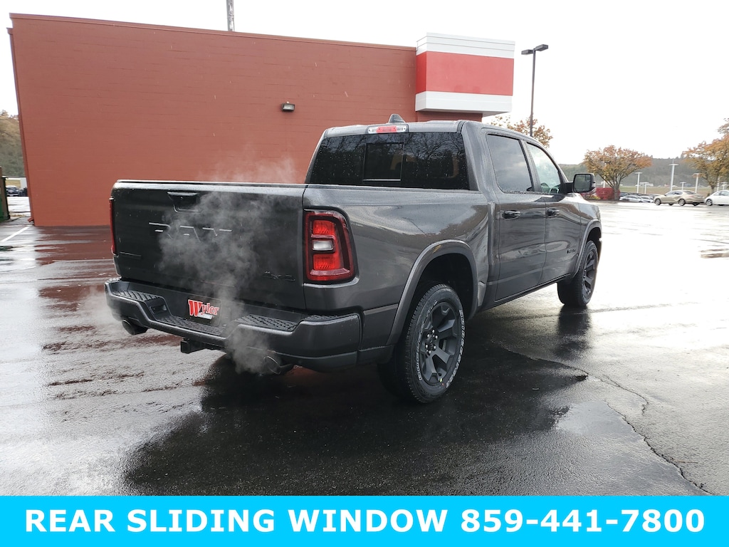 New 2026 Ram 1500 BIG HORN CREW CAB 4X4 5'7 BOX Pickup