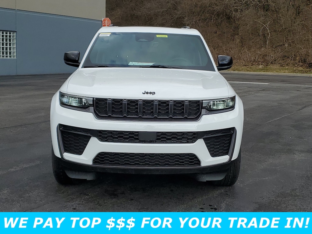 New 2026 Jeep Grand Cherokee LAREDO ALTITUDE 4X4 Sport Utility