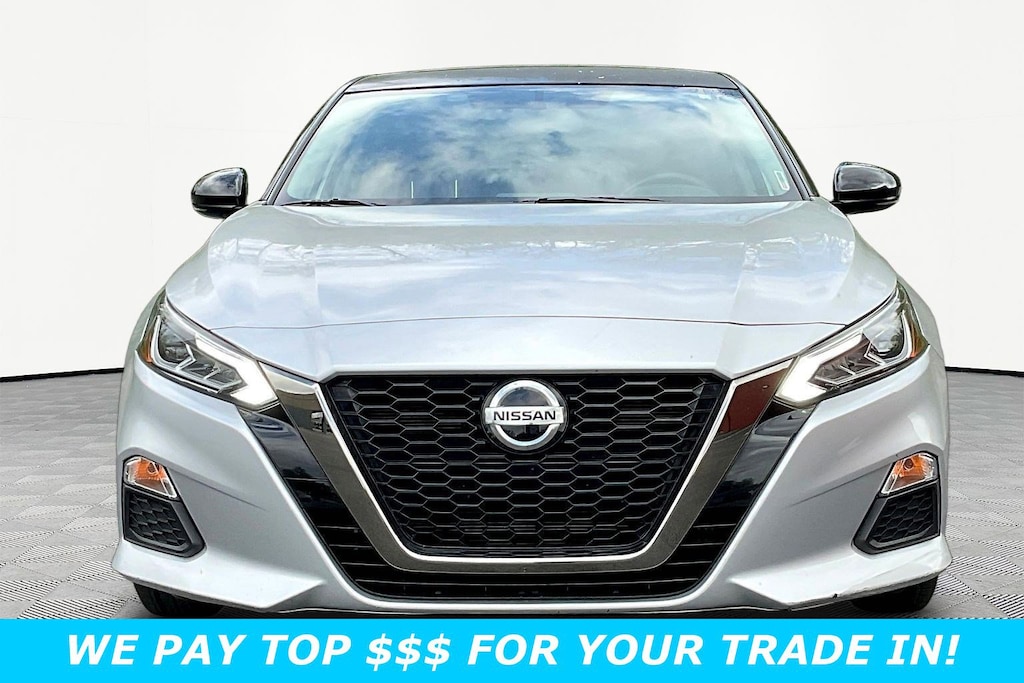 Used 2019 Nissan Altima 2.5 SR Sedan Sedan
