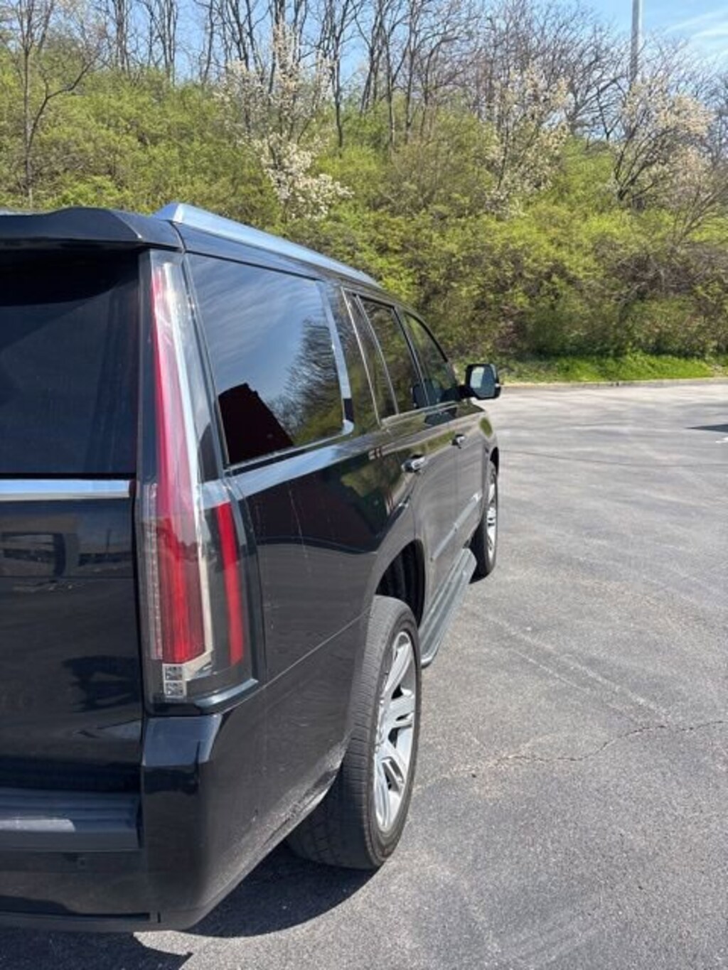 Used 2017 CADILLAC Escalade 4WD 4dr Luxury SUV