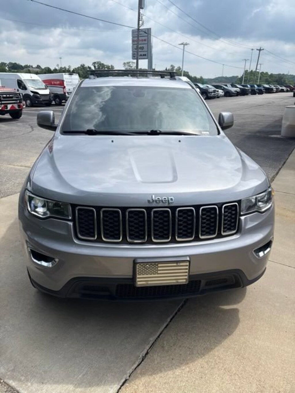 Used 2020 Jeep Grand Cherokee Laredo E 4x4 SUV