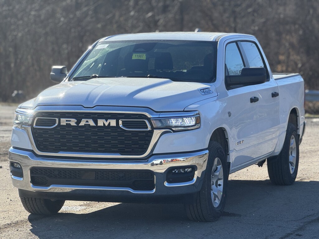 New 2026 Ram 1500 BIG HORN CREW CAB 4X4 5'7 BOX Pickup