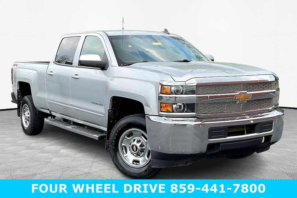 Used 2019 Chevrolet Silverado 2500HD 4WD Crew Cab 153.7 LT Truck Crew Cab