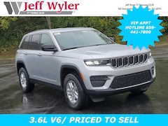 2025 Jeep Grand Cherokee LAREDO 4X2 Sport Utility Ft Thomas