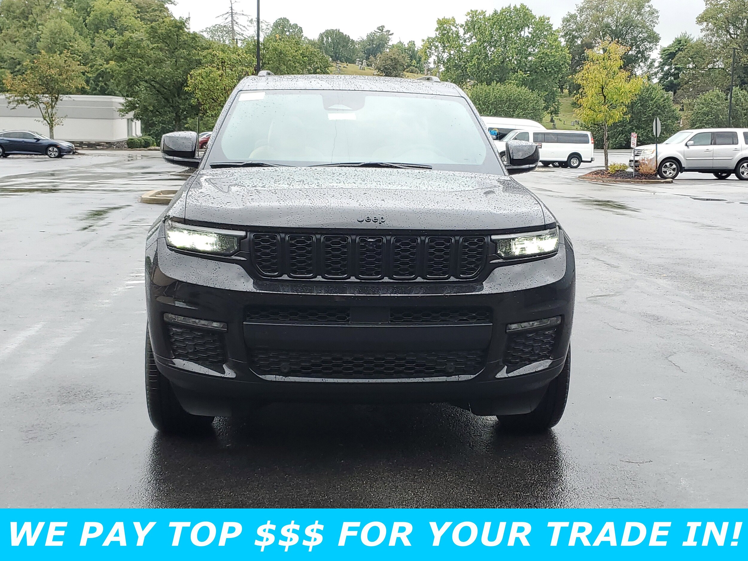 2025 Jeep Grand Cherokee Limited photo 2