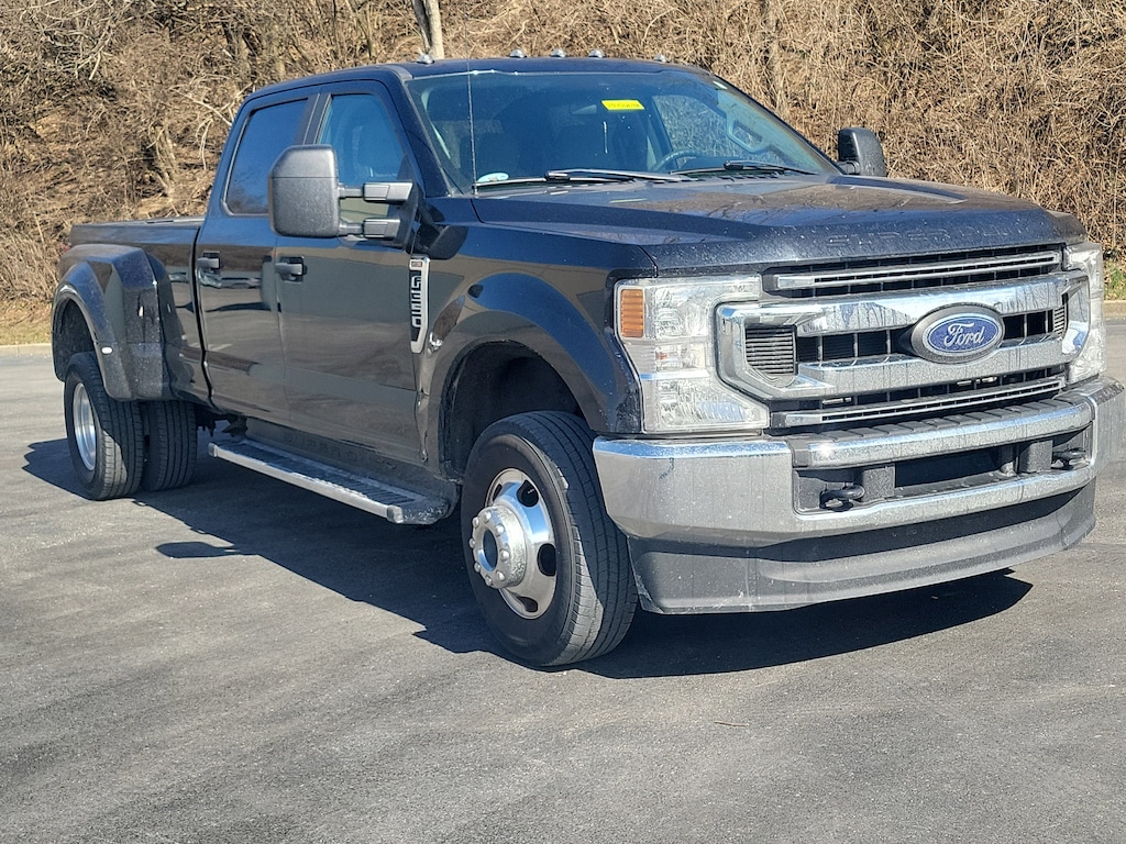 Used 2021 Ford Super Duty F-350 DRW XL 4WD Crew Cab 8 Box Truck Crew Cab