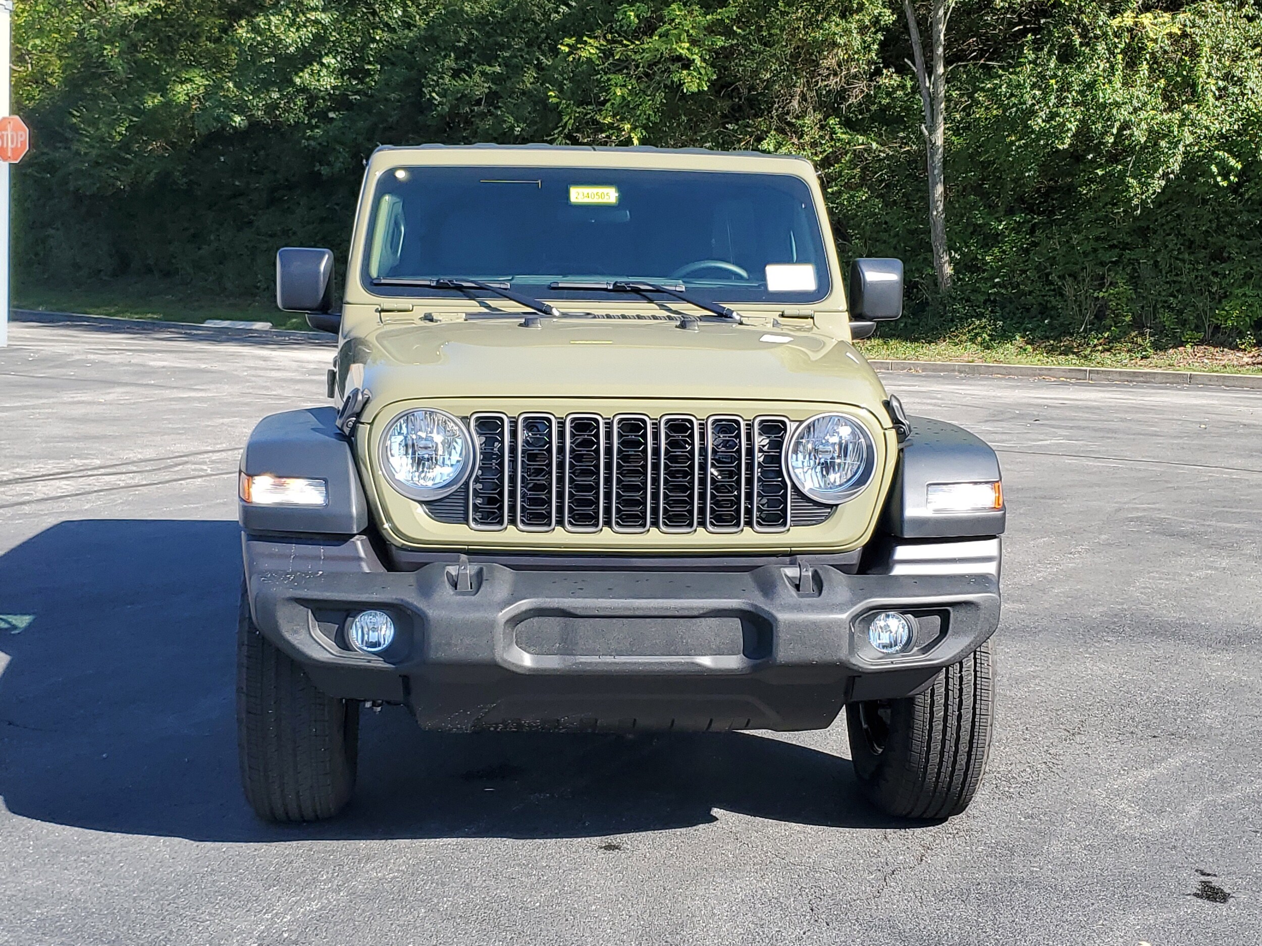 2026 Jeep Wrangler Sport photo 2