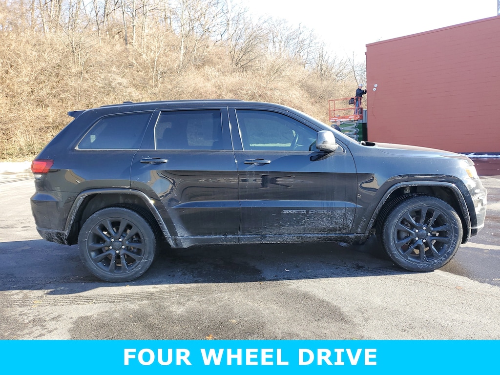 Used 2017 Jeep Grand Cherokee Altitude 4x4 *Ltd Avail* SUV