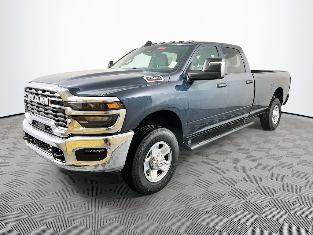 New 2026 Ram 2500 TRADESMAN CREW CAB 4X4 8' BOX Pickup