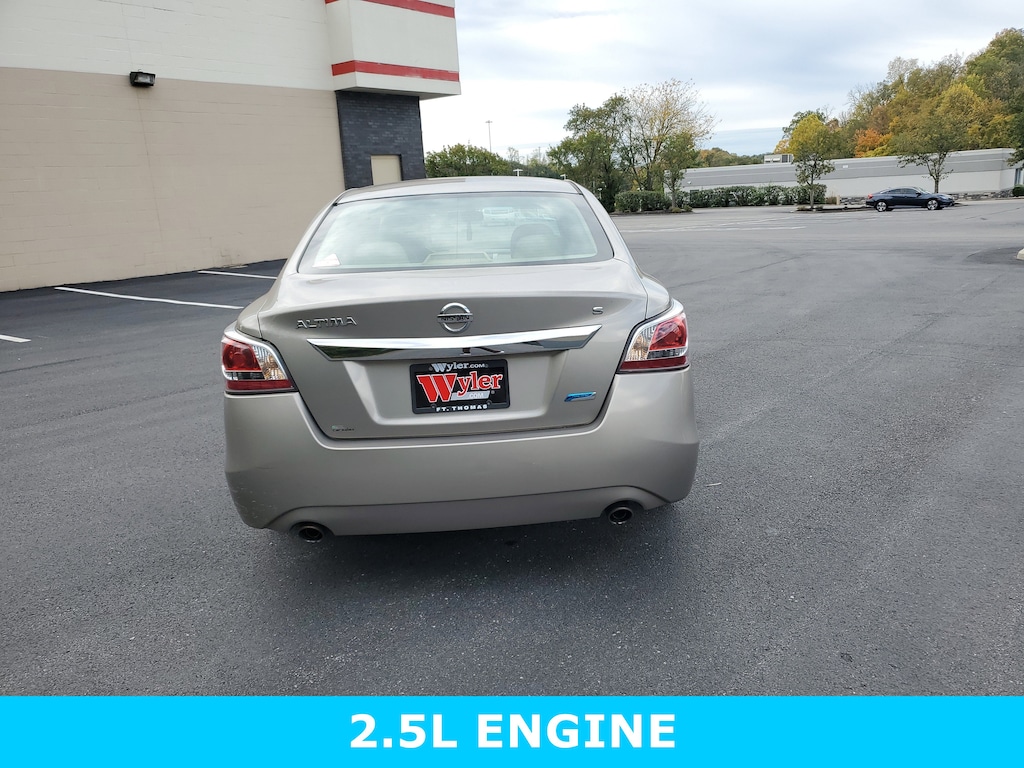 Used 2014 Nissan Altima 4dr Sdn I4 2.5 S Sedan