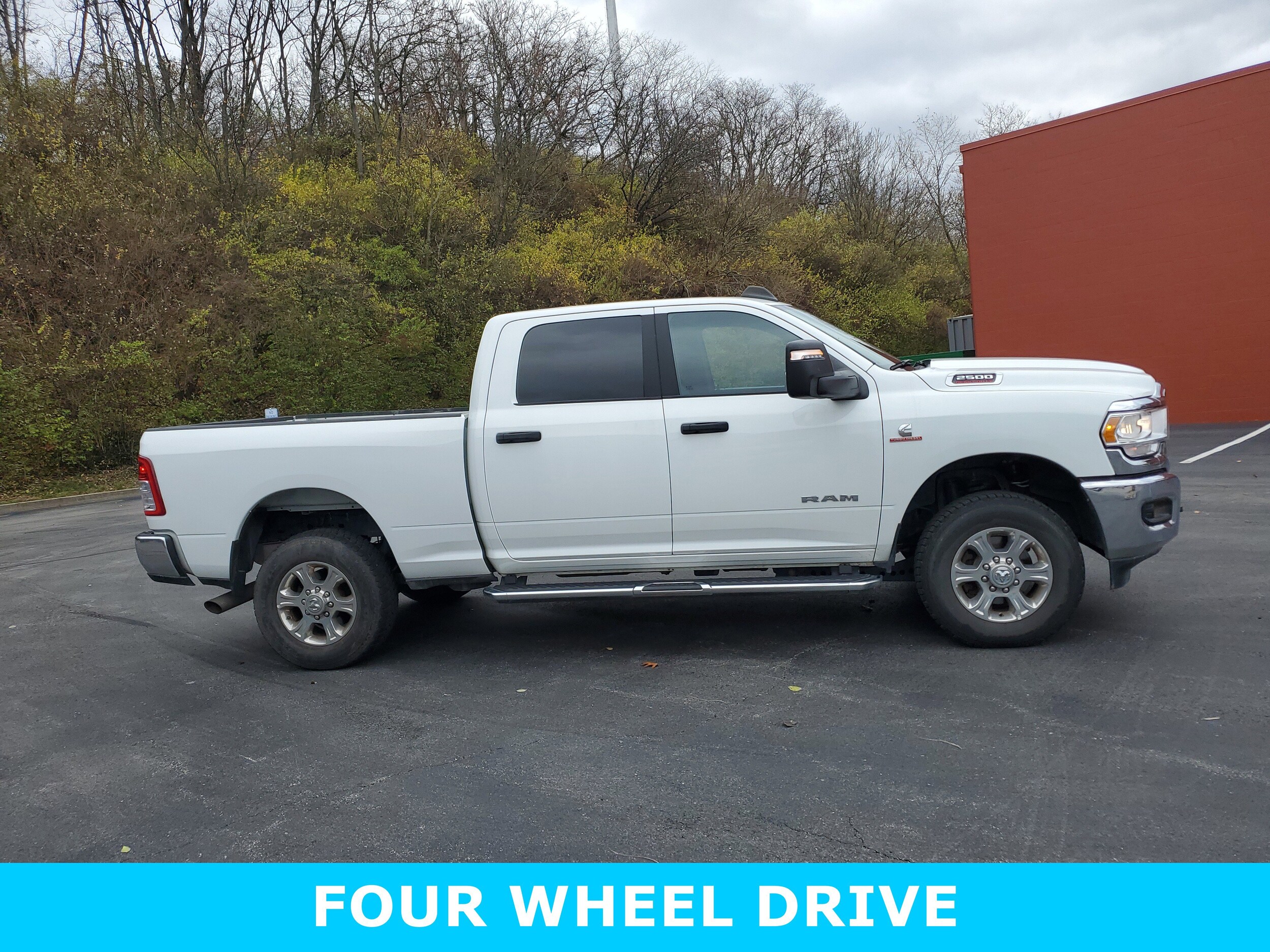 2024 Ram 2500 Big Horn photo 3