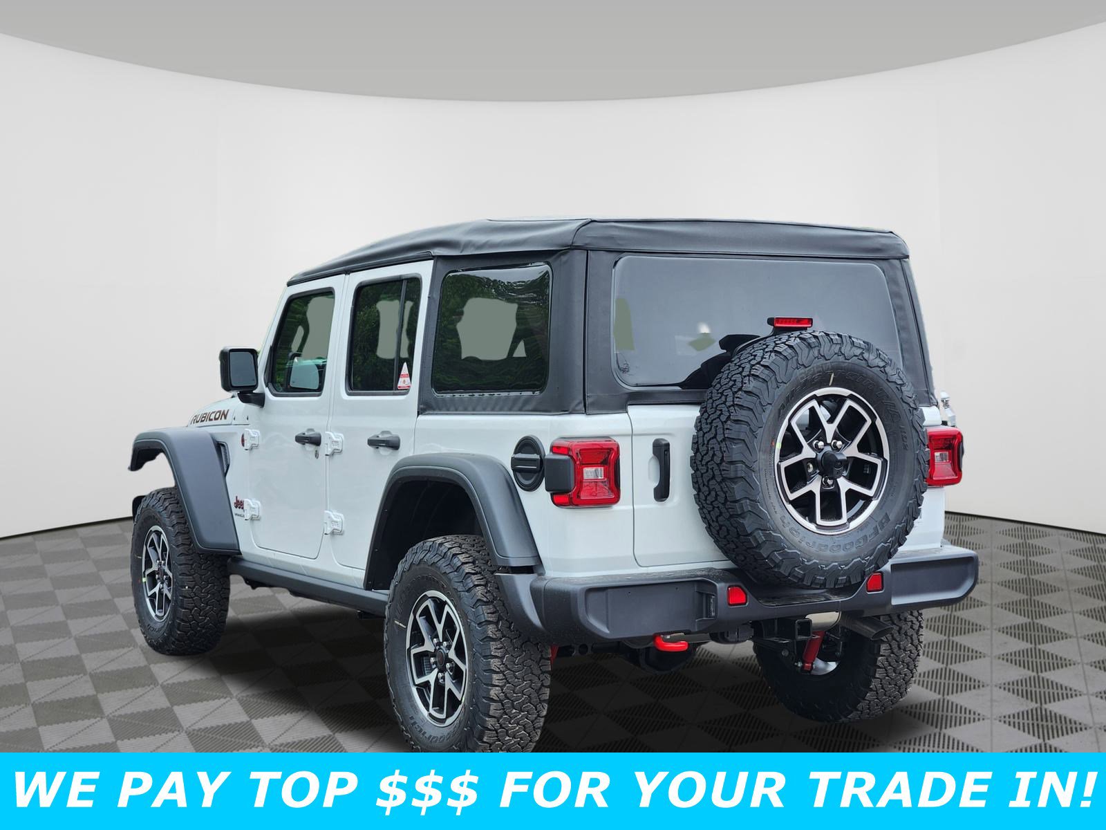 2025 Jeep Wrangler Rubicon photo 2