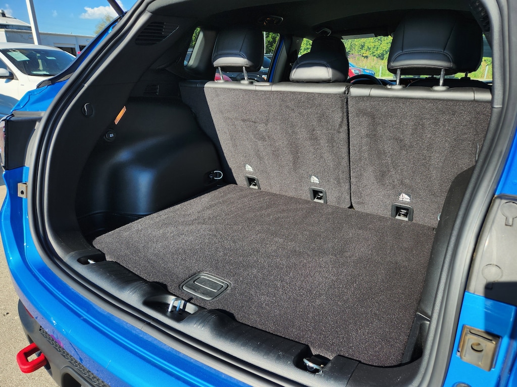 Used 2024 Jeep Compass Trailhawk 4x4 SUV