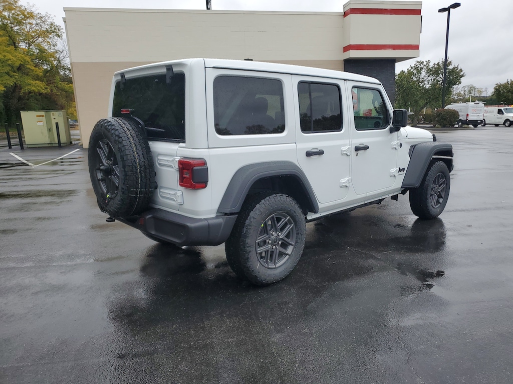 New 2026 Jeep Wrangler 4-DOOR SPORT S Sport Utility