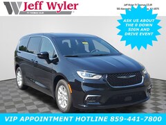 2026 Chrysler Pacifica Select Passenger Van Ft THomas