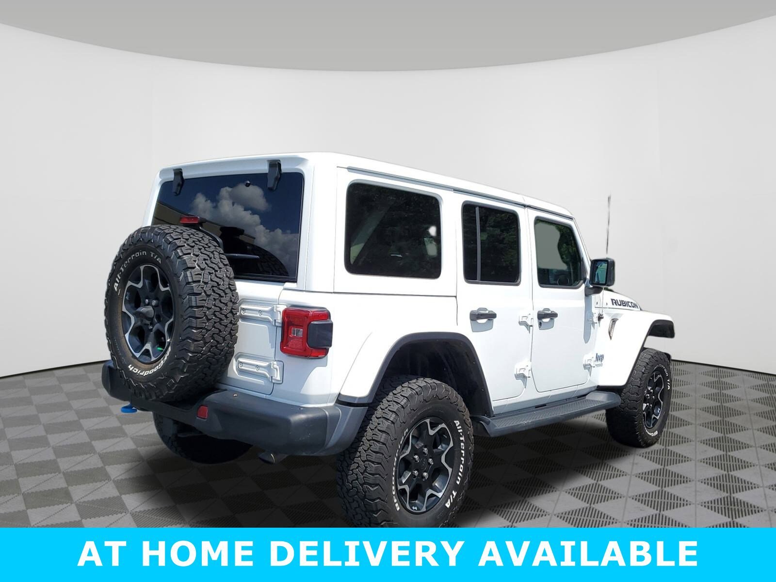 2021 Jeep Wrangler 4xe Unlimited Rubicon photo 4