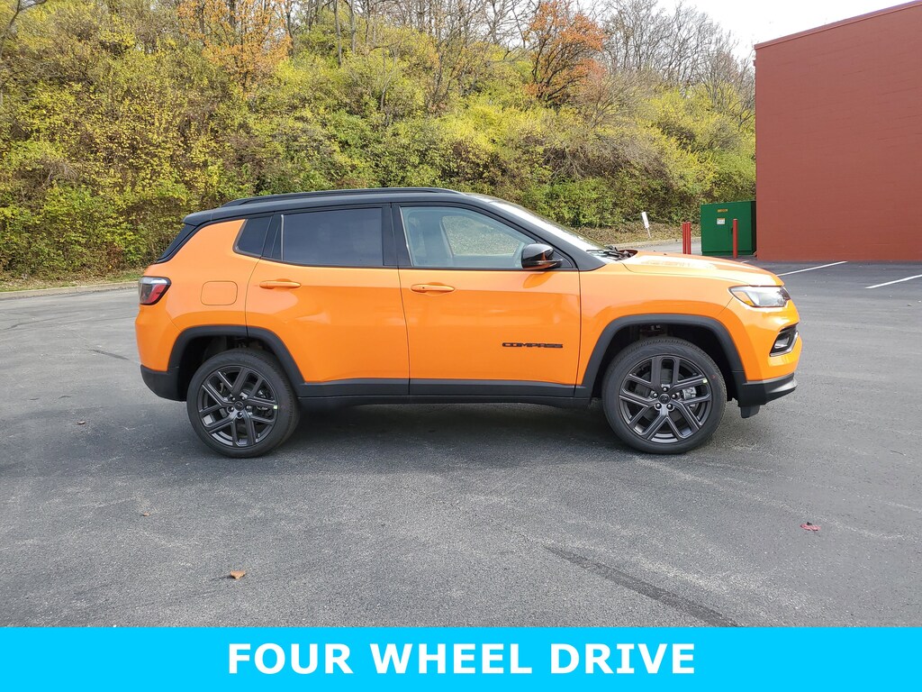 New 2026 Jeep Compass LIMITED ALTITUDE 4X4 Sport Utility