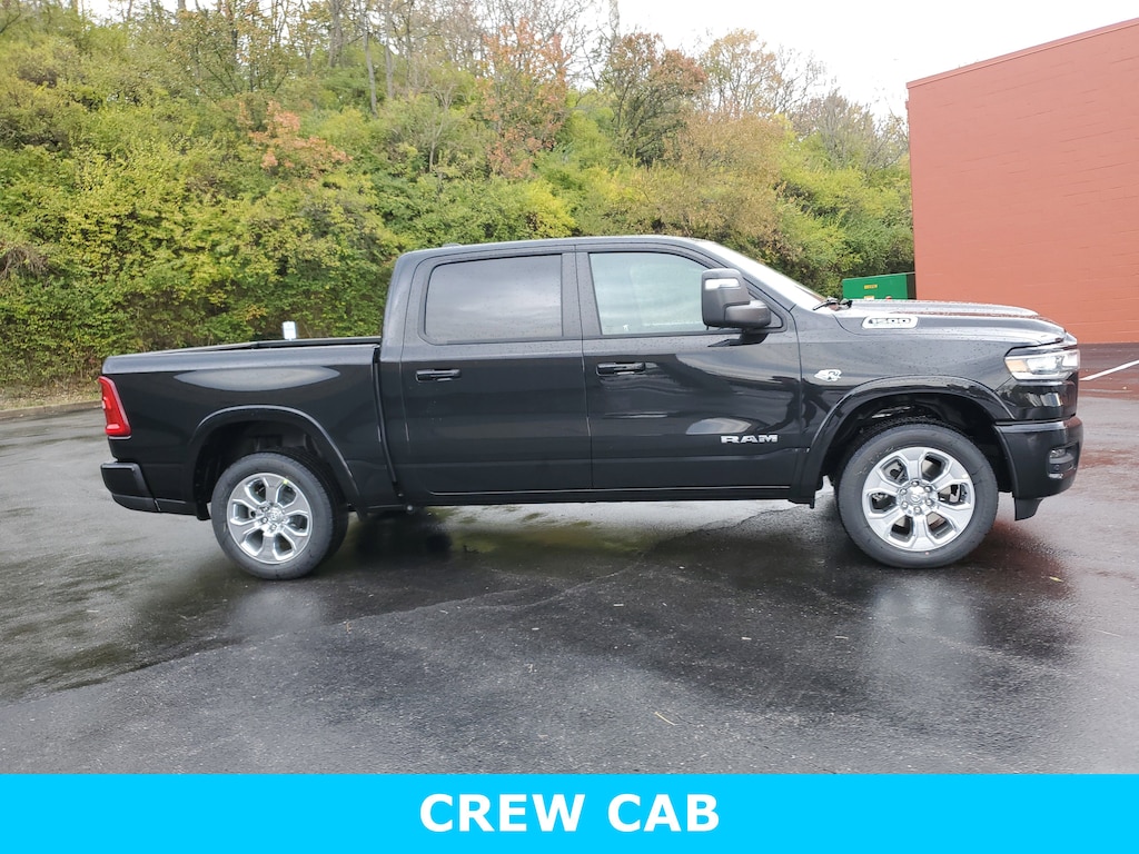 New 2026 Ram 1500 BIG HORN CREW CAB 4X4 5'7 BOX Pickup