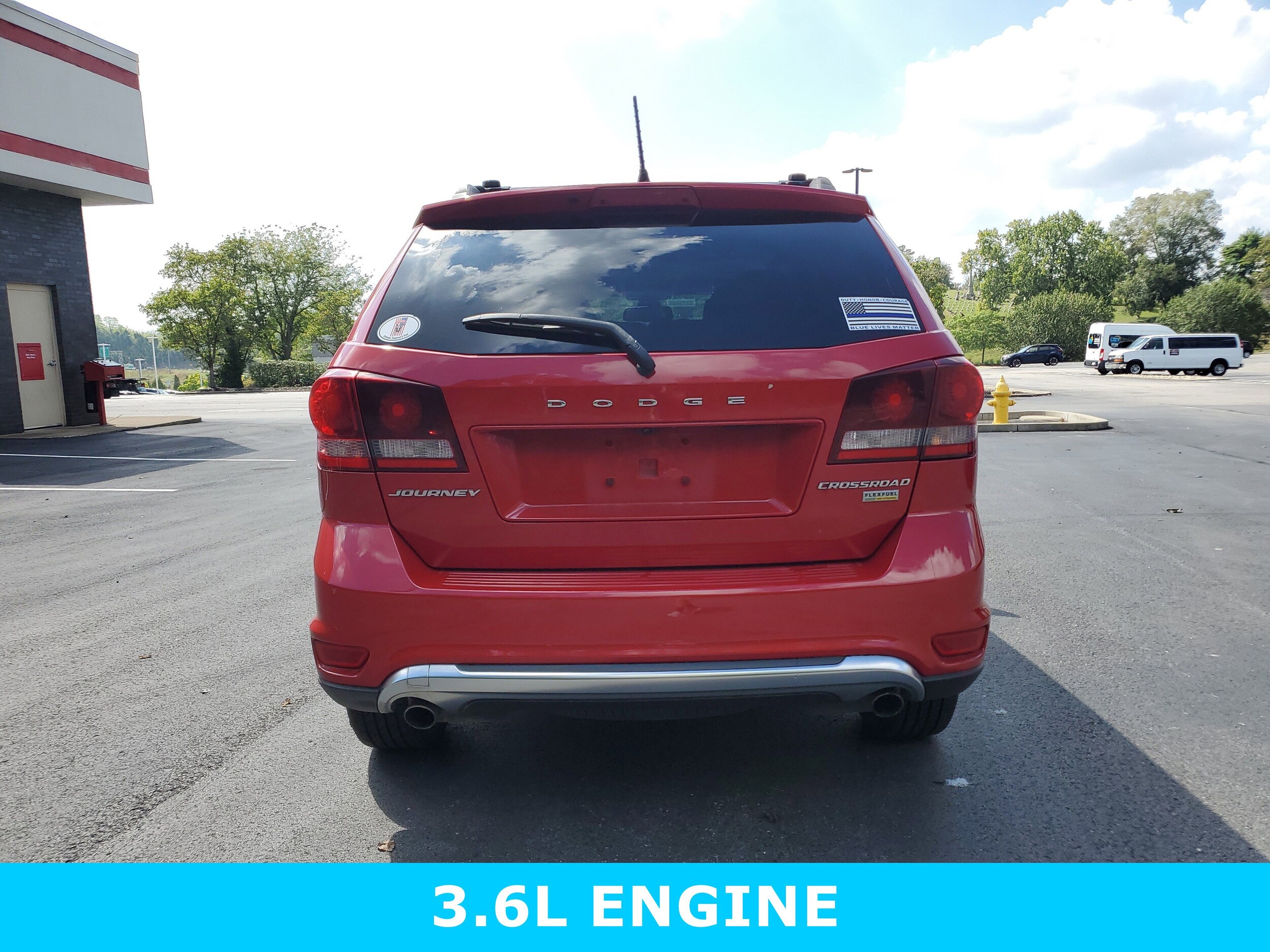 2019 Dodge Journey Crossroad photo 2