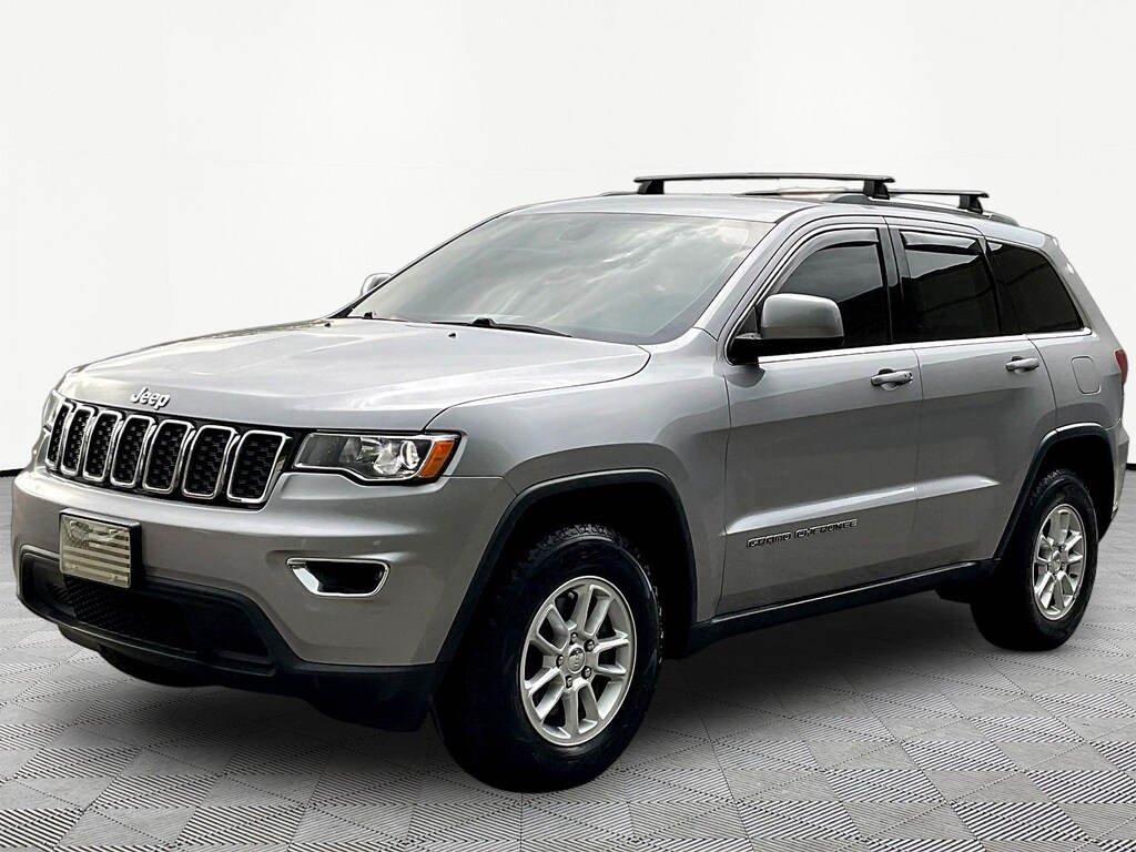 Used 2020 Jeep Grand Cherokee Laredo E 4x4 SUV