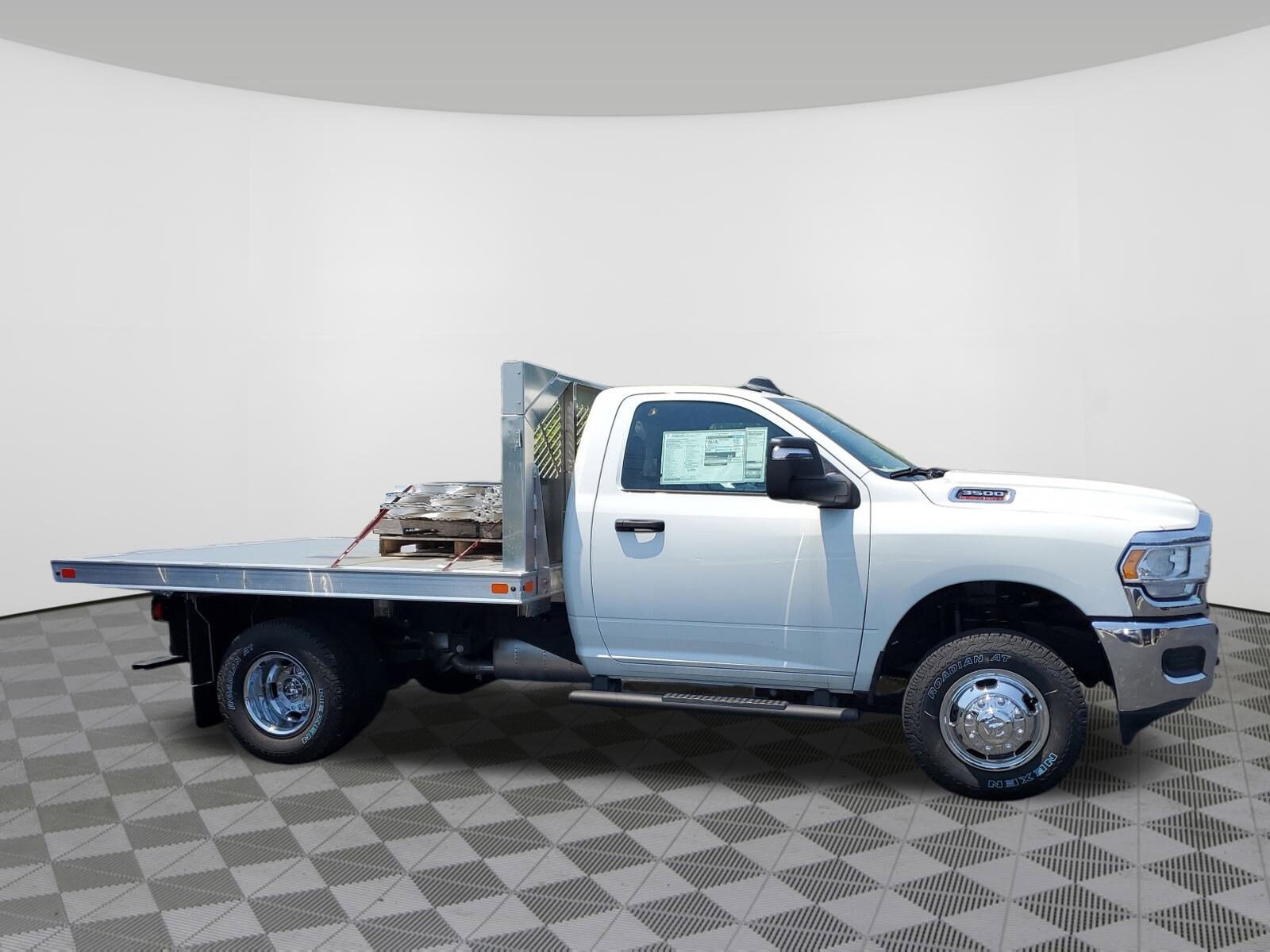 2024 Ram 3500 photo 3