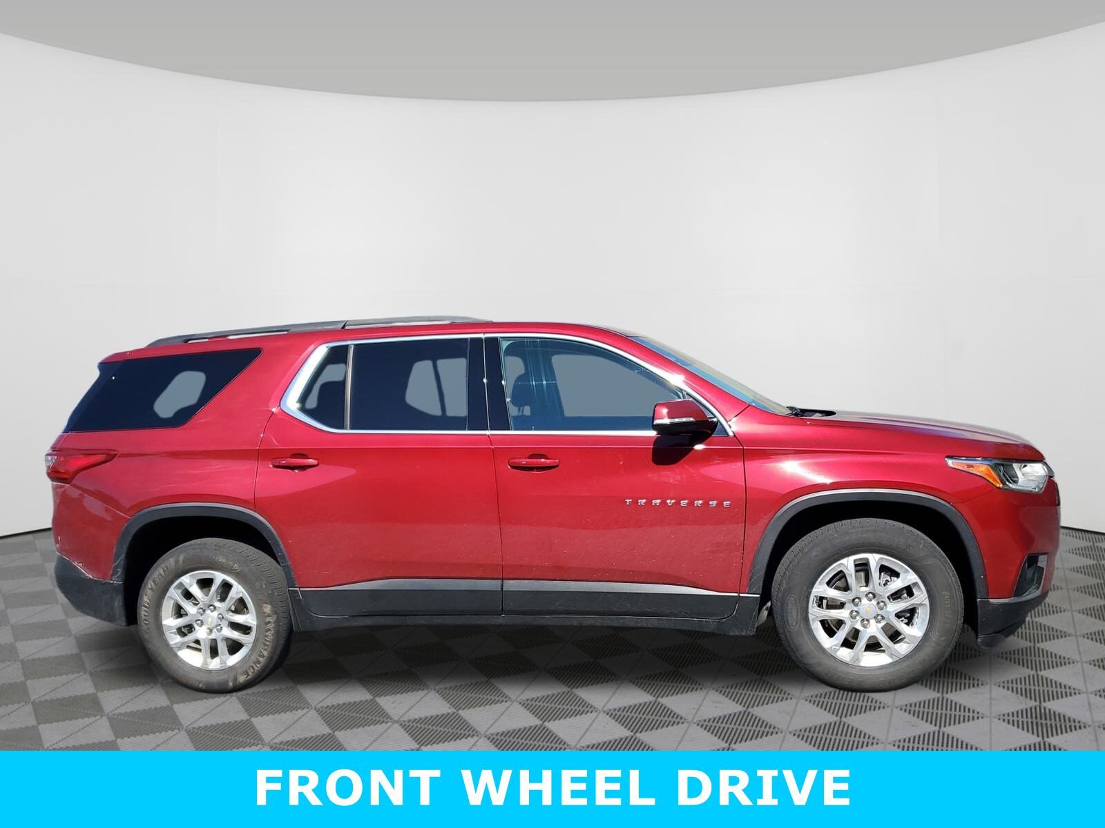 2020 Chevrolet Traverse Cloth 1LT photo 2