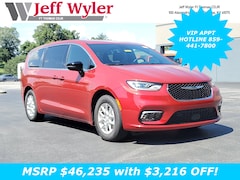 2026 Chrysler Pacifica SELECT Passenger Van Ft THomas