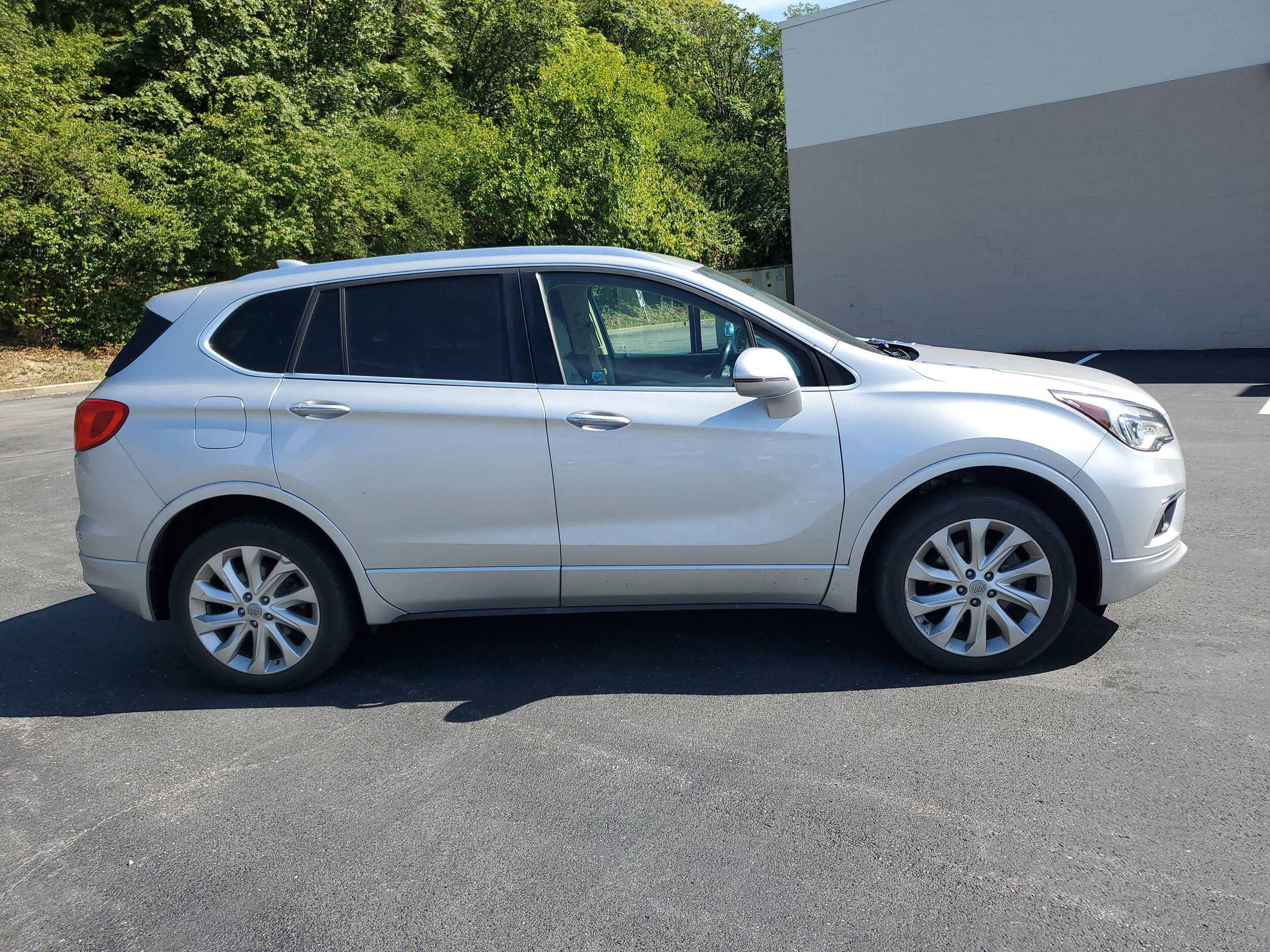 2016 Buick Envision Premium I photo 2