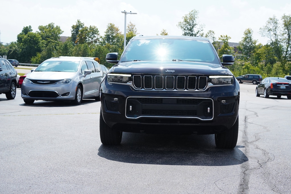 Used 2023 Jeep Grand Cherokee L Overland 4x4 SUV