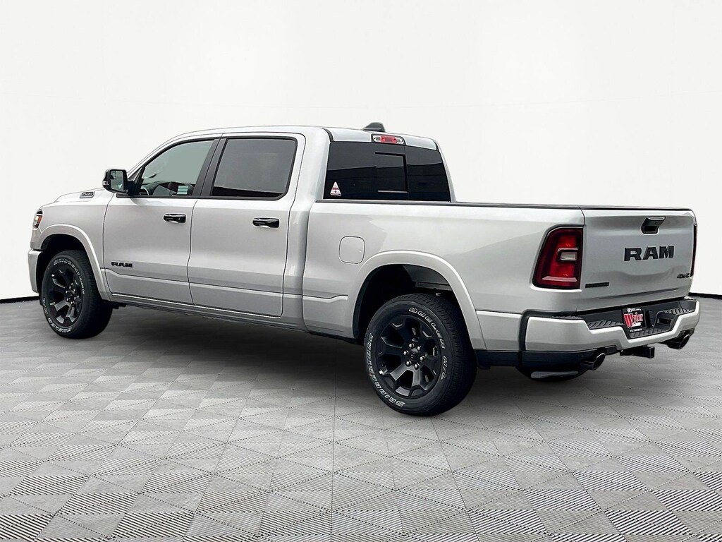 New 2026 Ram 1500 BIG HORN CREW CAB 4X4 6'4 BOX Pickup