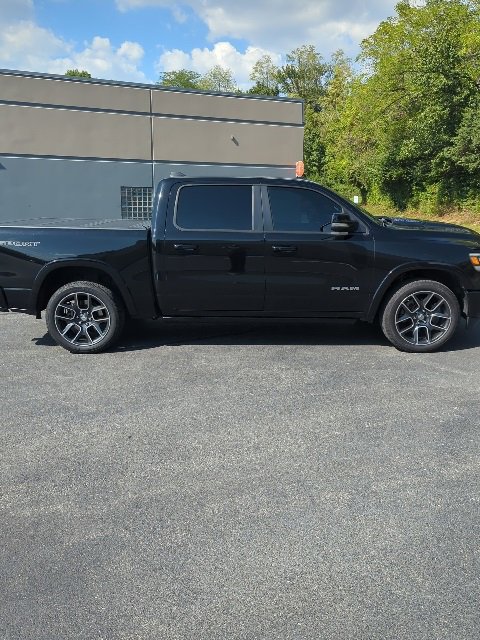 2020 Ram 1500 Laramie photo 2