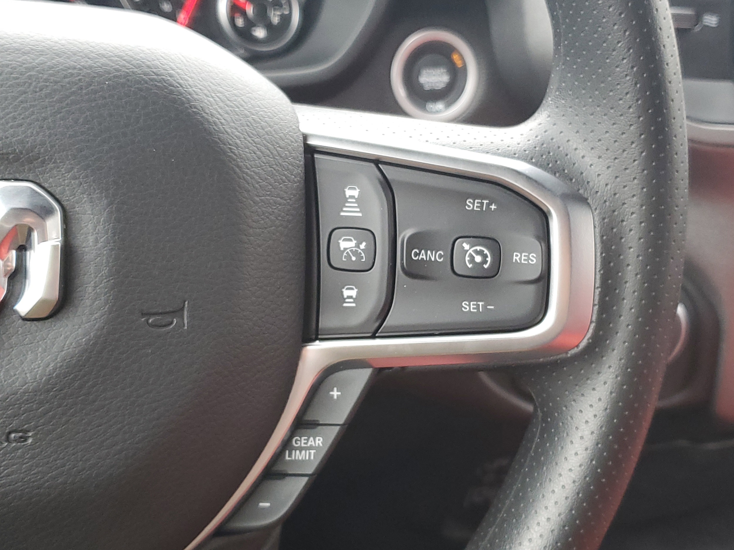 2026 RAM 1500 Warlock - Photo 13